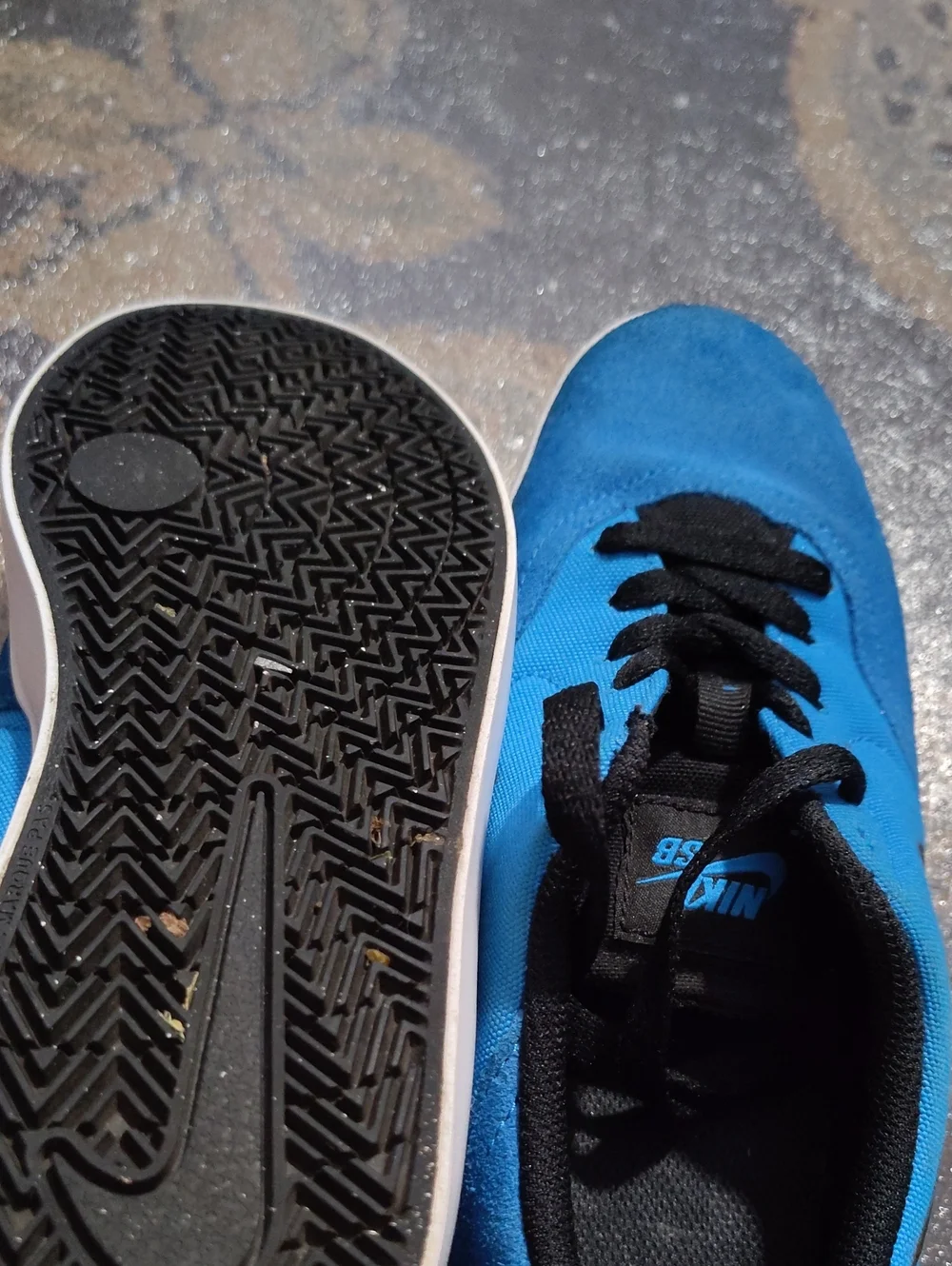 Nike Sb  Bright Blue Low-Top Sneakers with Black Swoosh4.5 $60